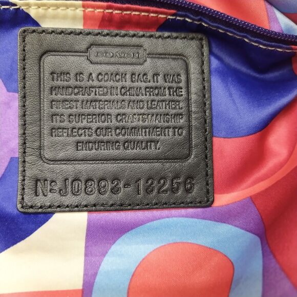 Coach Resort Black Patent Leather Drawstring Pockets Hobo Shoulder Bag - Picture 12 of 16